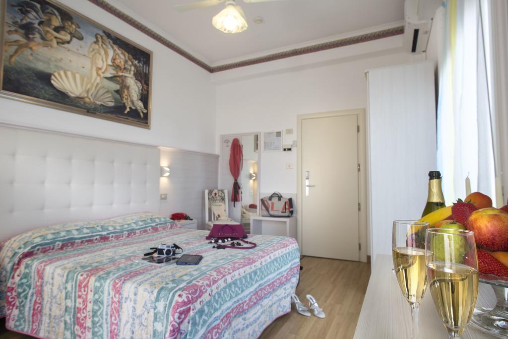 Hotel Titanus Bellaria-Igea Marina Exterior foto