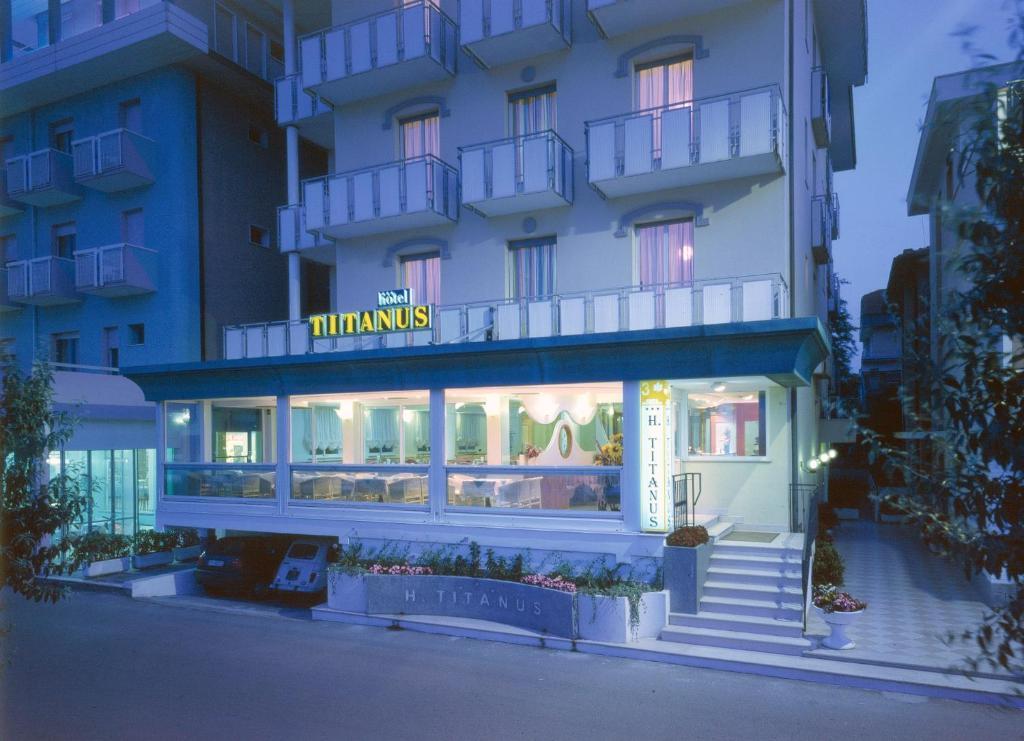 Hotel Titanus Bellaria-Igea Marina Exterior foto